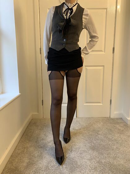 Office trouble: one of my favourite secretary outfit 