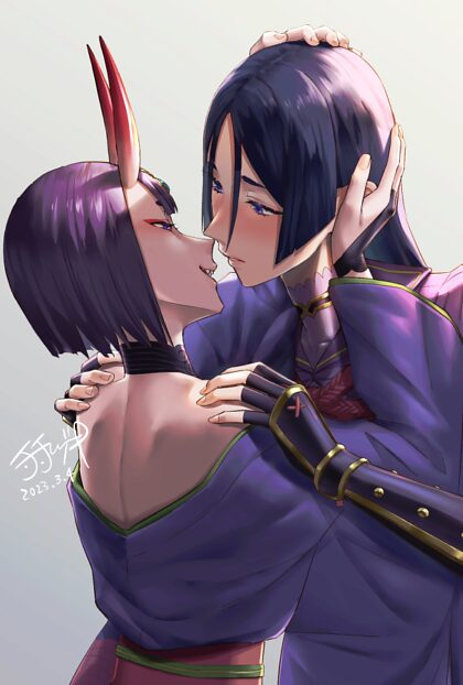 Shuten geeft Raikou een kus