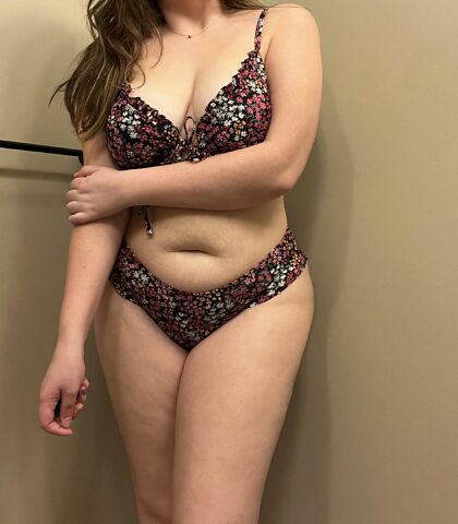 Czy dobrze wyglądam w bikini?