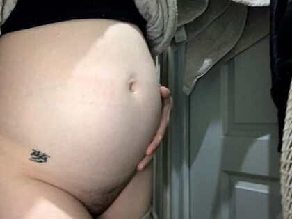 Mybelly just getting bigger and bigger