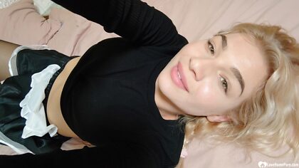 Blonde cutie loves teasing with her juicy parts