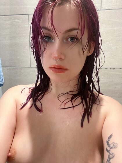 Wil je met me mee onder de douche?