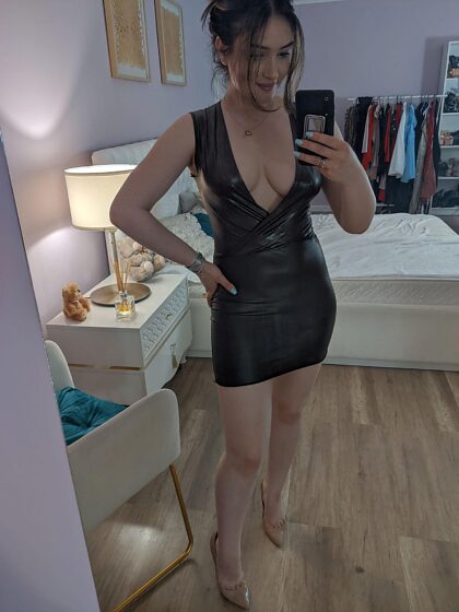 Do you like a girl in black tight dress?