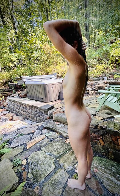 Outdoor showers>>>indoor showers-so much room for more;)