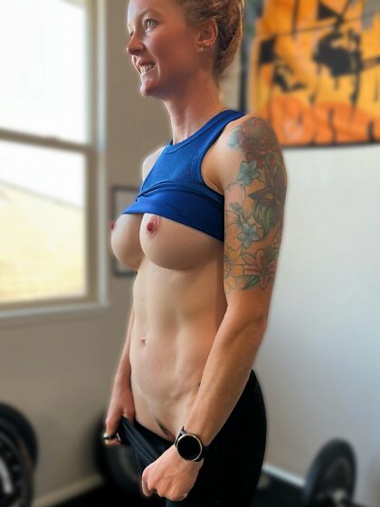 Are moms ok to share their gym nudes with you?