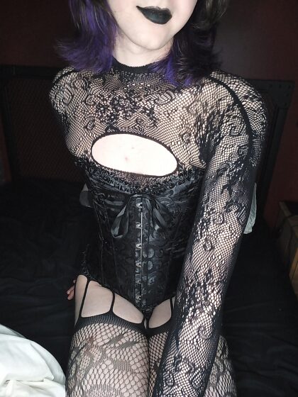 How do I look on a corset? :3