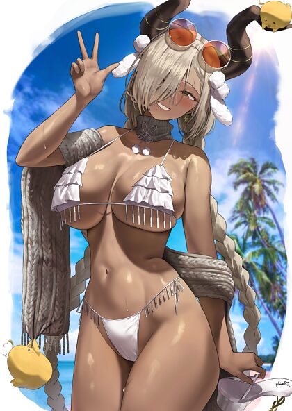 Owari im weißen Bikini