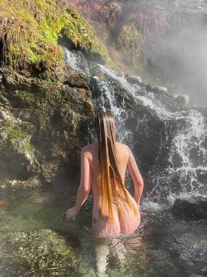 我最喜欢的冒险总是包括温泉❤️‍