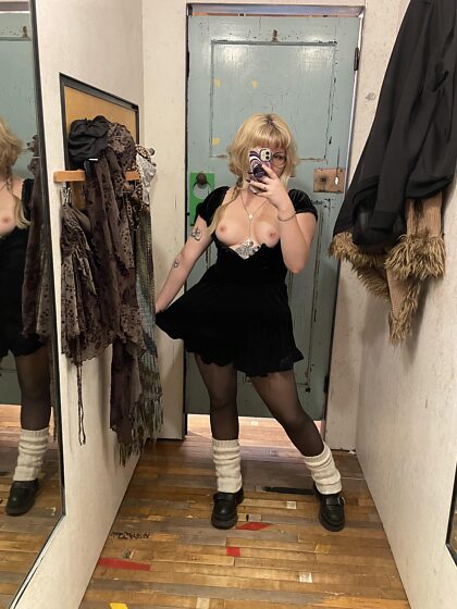 i wanna get fucked in a dressing room so id have to keep quiet...