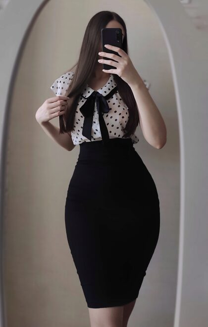 Pencil skirt and see through shirt , love this outfit