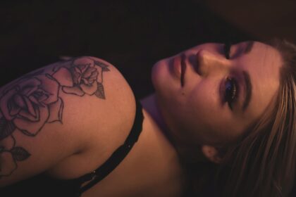 A few Valentines Days ago hubby did a surprise boudoir shoot featuring me and a friend. It was so much fun and so strangely intimate for all three of us. Hubby got real excited and you’ll see his contribution at the end. Here’s a collection of our favorit