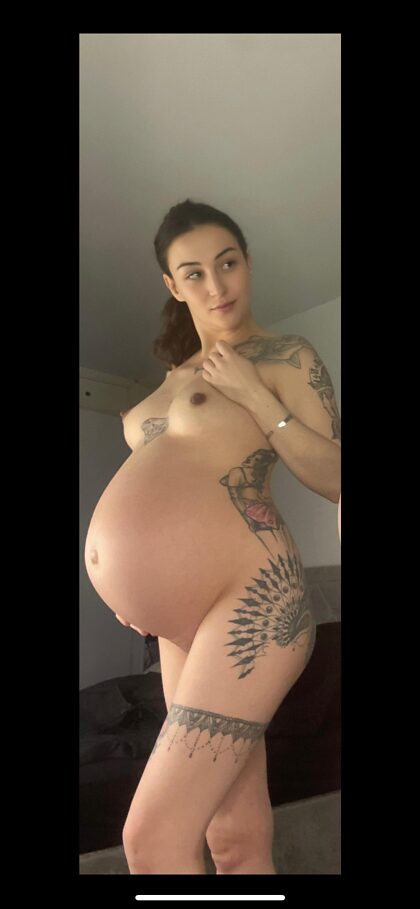 From the UK. I’m pregnant and horny!!