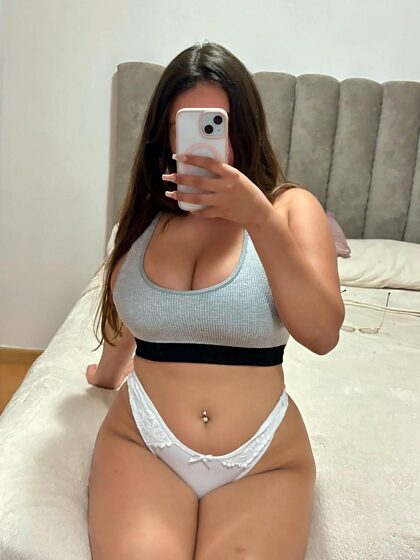 Are guys into thick girls?