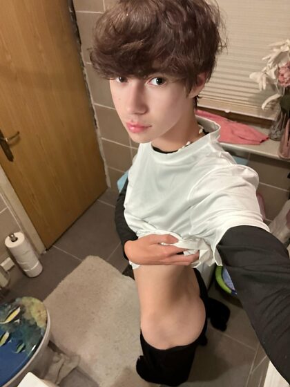 Would you be annoyed if I secretly send you my twink body?