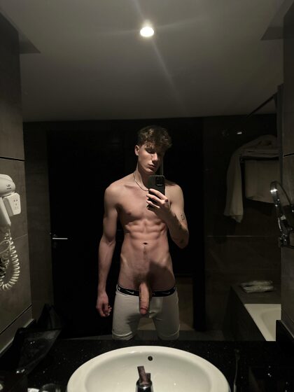 who wants this twink cock?