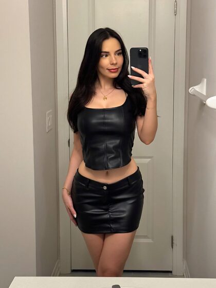 Tight leather skirt, what do you think?