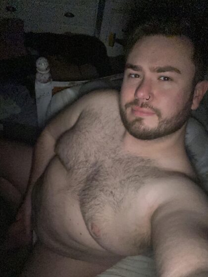I woke up feeling so horny. I haven't had my dick sucked for ages