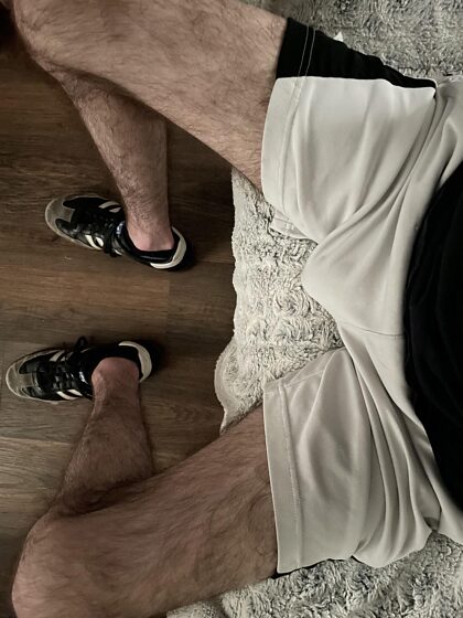 Going commando in public in white shorts today…thoughts?