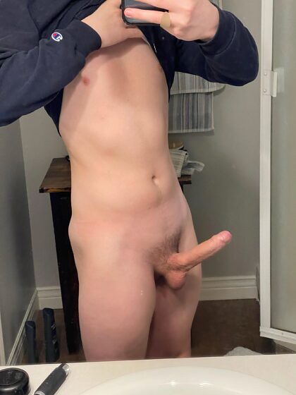 Any daddies want a big twink cock?