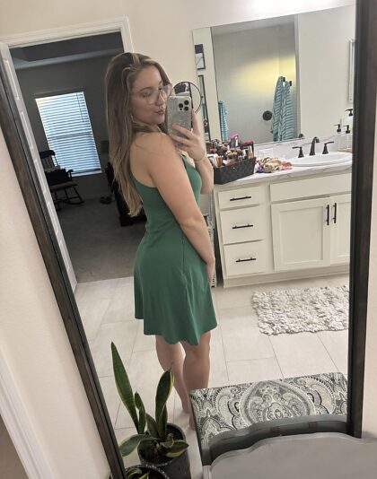 Mi sentivo carino vestito di verde