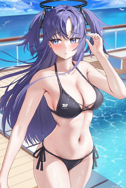 Yuuka in ihrem Badeanzug