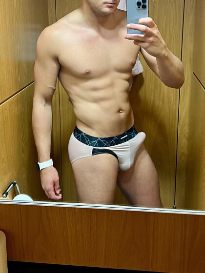 Briefs make Mondays in the office more bearable 