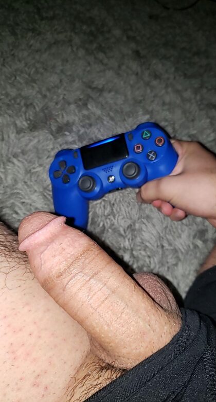 In need of a gaymer bro 