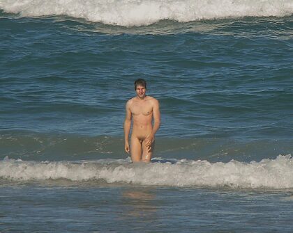 Uitkleden op het strand