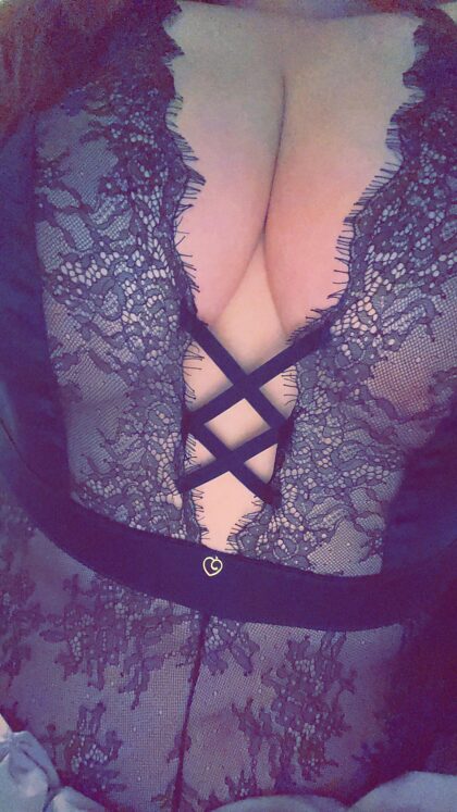 New lingerie always means a great start to the weekend 