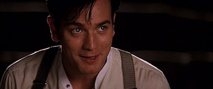 Ewan McGregor dans le rôle de Christian dans Moulin Rouge.