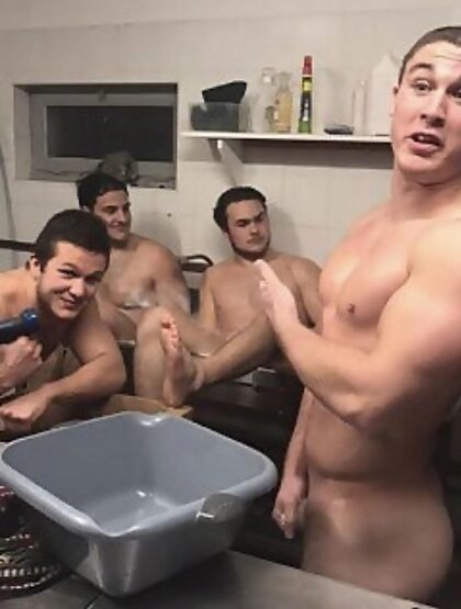 Bain avec les mecs