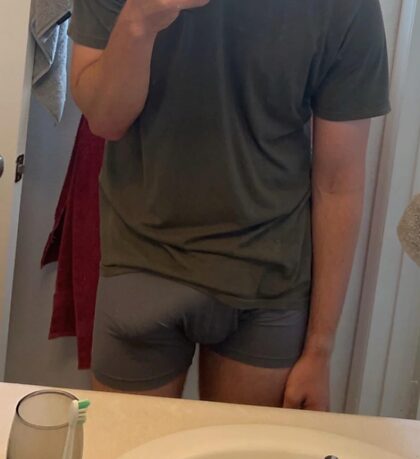 Hopefully this bulge makes up for my poor posture