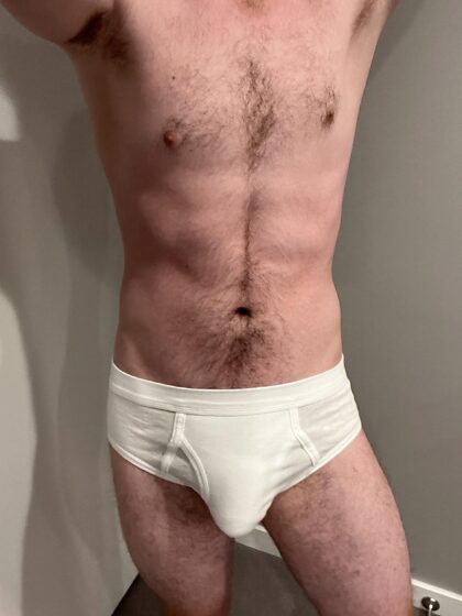 Ik heb eindelijk een jockstrap!  Ik wilde er al een tijdje een!  Ik heb nu de hele collectie.  Boxers, slips, boxershorts en een jockstrap.  Welke vinden jullie het leukst?  En wat moet ik als volgende kopen?