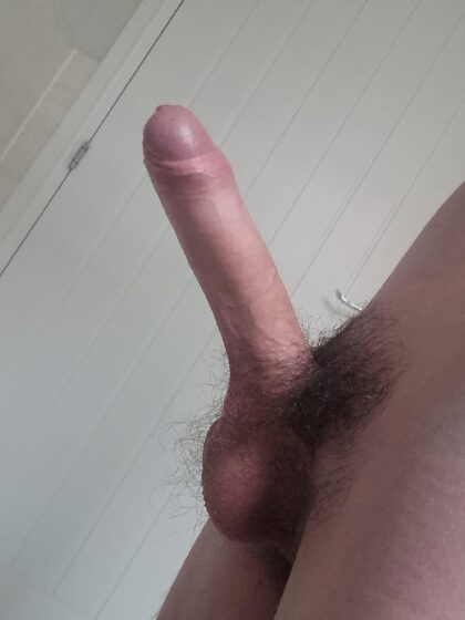 Anyone looking to suck on an uncut cock?