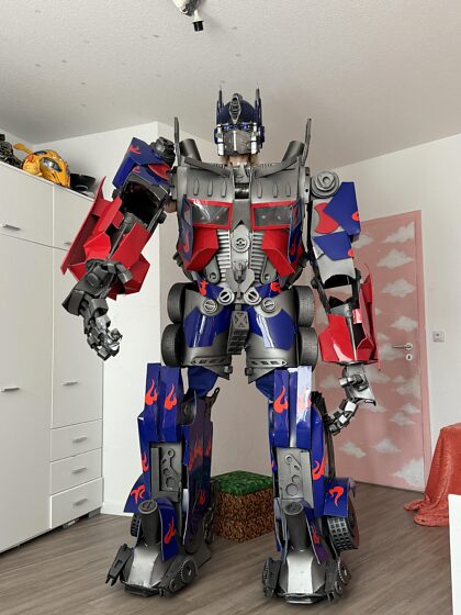 Optimus Prime by svperdone