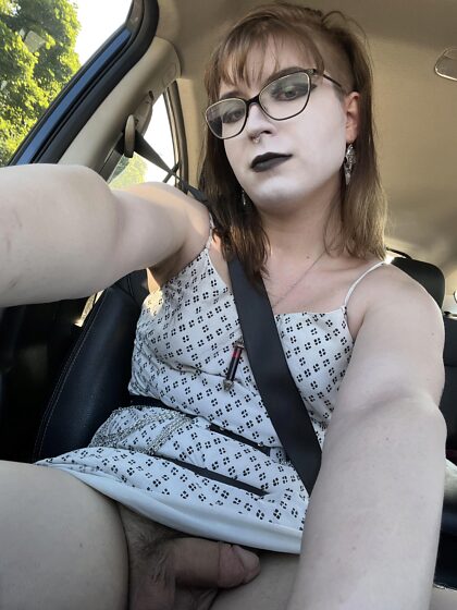 Goth makeup and no panties 