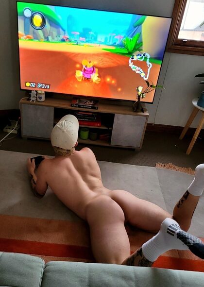 Clothes during video games is optional right? 