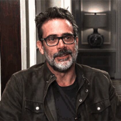 Habt ihr alle Jeffrey Dean Morgan mit Brille gesehen?!