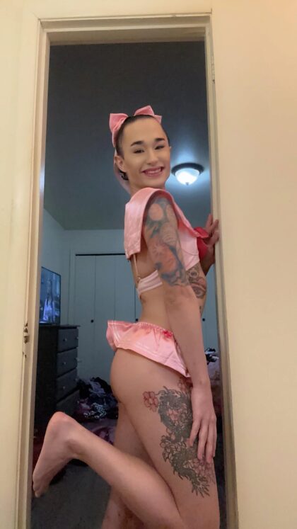 #LasVegas, sissy de 26 ans, cherche un propriétaire pour me mettre en chasteté et garder les clés.