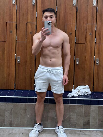 Gained 6lbs in a month but still staying pretty lean. What do you think?