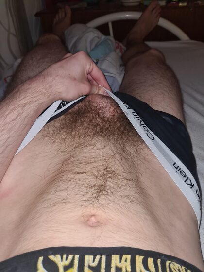 Do u like the pubes? Or like it better trimmed (last slide)?