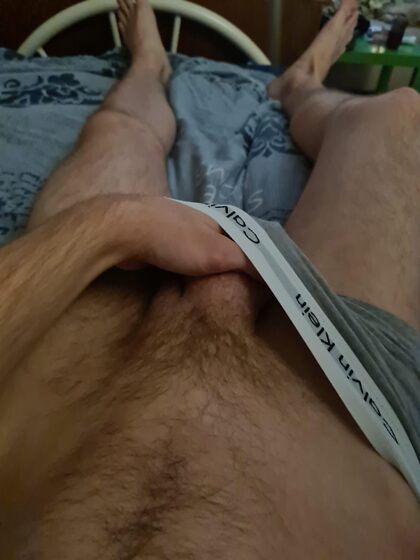 Do u like the pubes? Or like it better trimmed (last slide)?