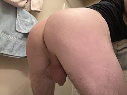 Do you like my butt guys?