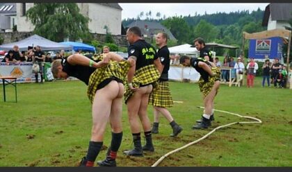 Wat zit er onder de kilt??!