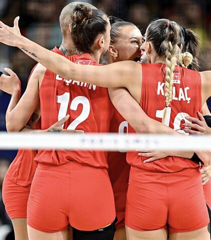 Turkish team huddle- Paris 24 Olympics