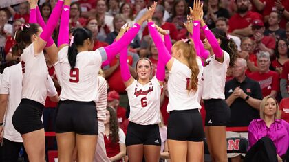 Nebraska Volleyball-Huddle