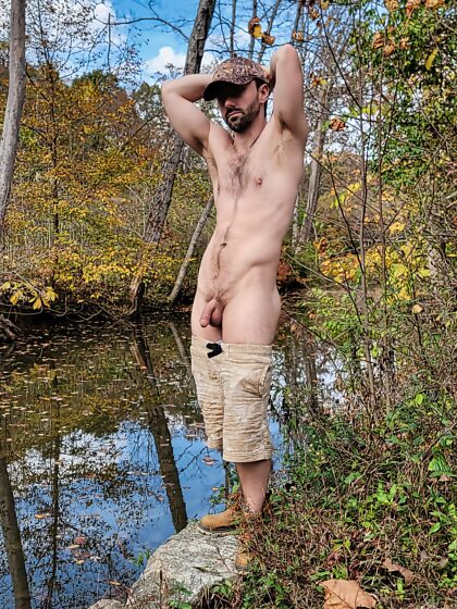 would you go naked canoeing with this otter