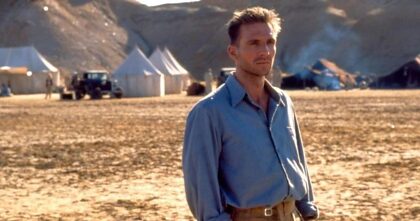 Which actors/actresses don't necessarily appeal to you on a daily basis, but are attractive in certain movies/TV shows? I feel this way about Ralph Fiennes in 'The English Patient' and Viggo Mortensen in 'The Lord of the Rings'.