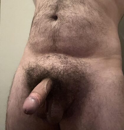 Feeling a bit insecure about the belly. Do I belong here with you bears? 