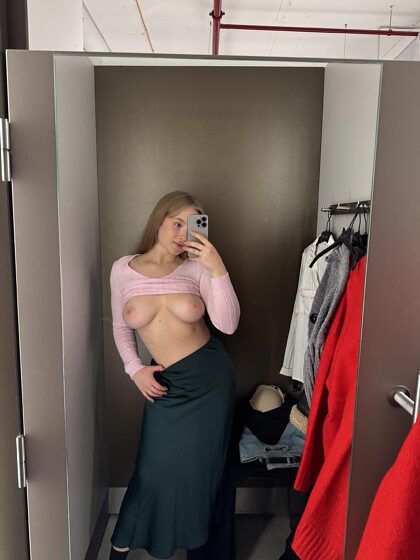 I like to show off my tasty boobs in the fitting room